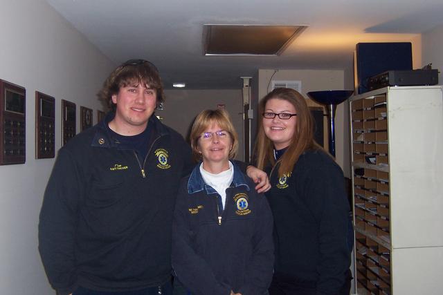 The crew : Tim Jaffry, Jayne Toellner and Jackie Freeman Jan 2010